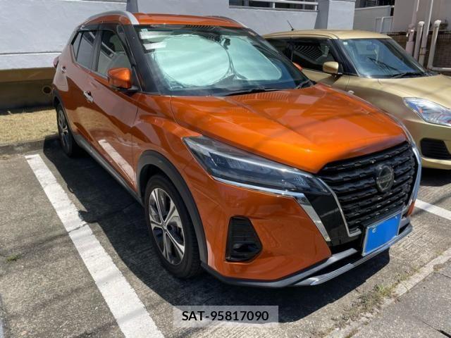 Nissan KICKS 2021-11 8354775-3