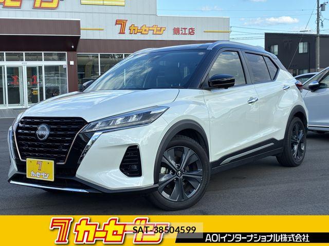 Nissan KICKS 2024-12 8354772-0