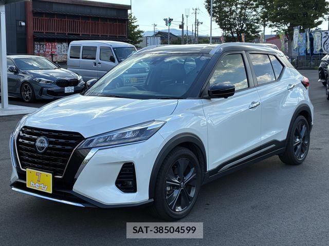 Nissan KICKS 2024-12 8354772-10