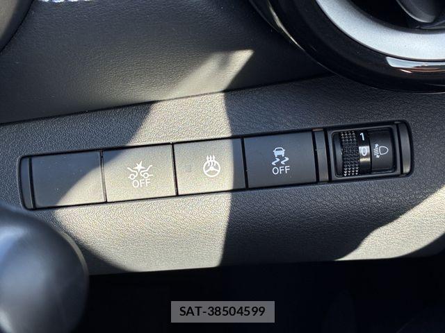 Nissan KICKS 2024-12 8354772-17