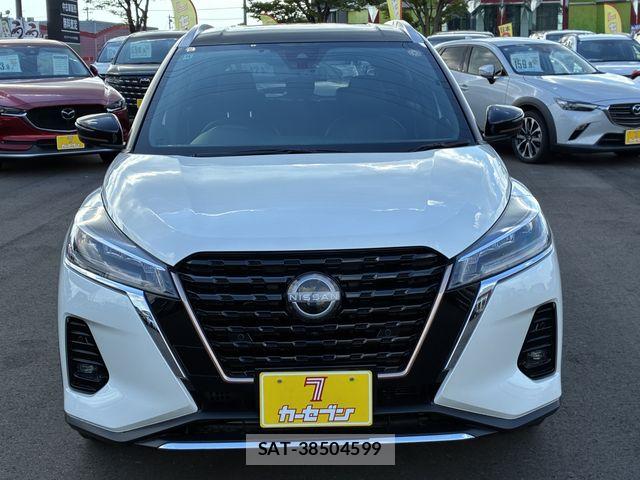 Nissan KICKS 2024-12 8354772-3