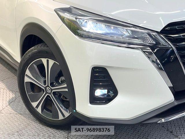 Nissan KICKS 2020-10 8354773-11