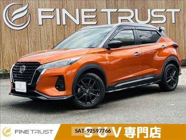 Nissan KICKS 2020-11 8366532-0