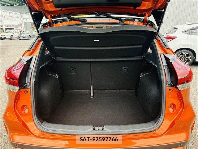 Nissan KICKS 2020-11 8366532-9
