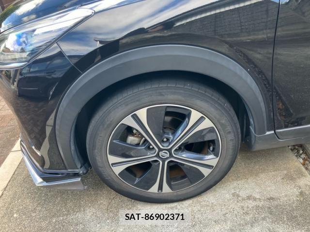 Nissan KICKS 2021-11 8366531-9