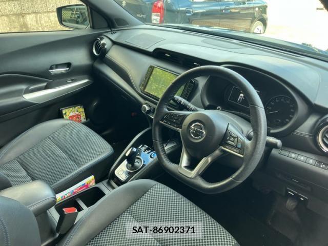 Nissan KICKS 2021-11 8366531-12
