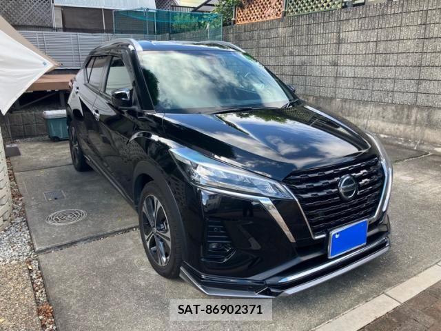 Nissan KICKS 2021-11 8366531-2