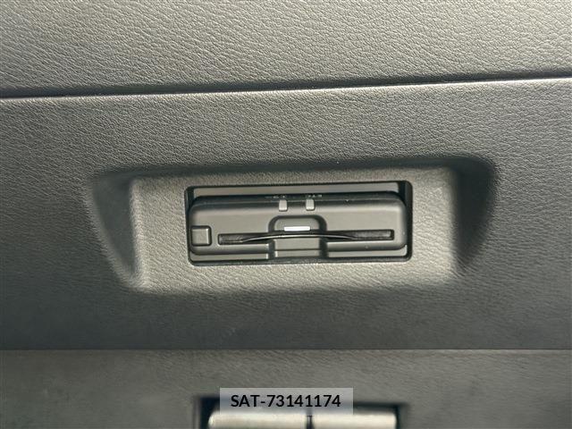 Nissan KICKS 2022-06 8366530-10