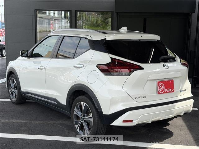 Nissan KICKS 2022-06 8366530-1