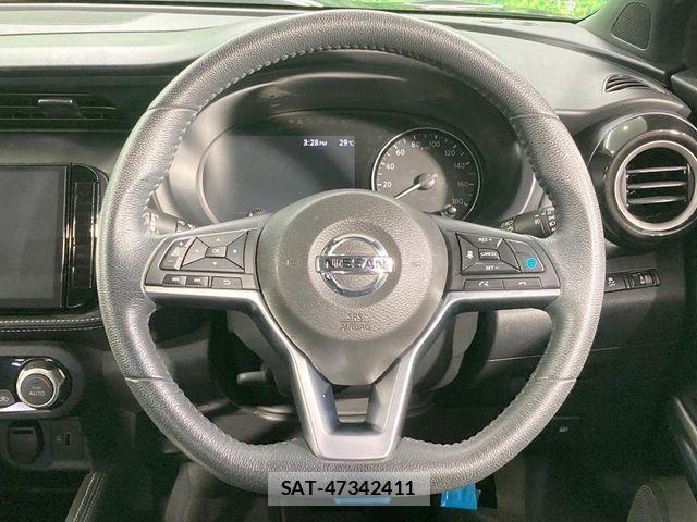 Nissan KICKS 2020-12 8366533-10