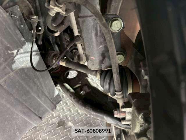 Nissan KICKS 2023-03 8366528-13