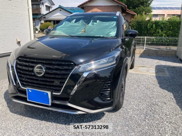 Nissan KICKS 2021-02 8366534-0