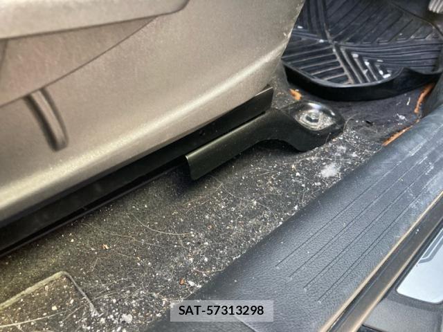 Nissan KICKS 2021-02 8366534-26