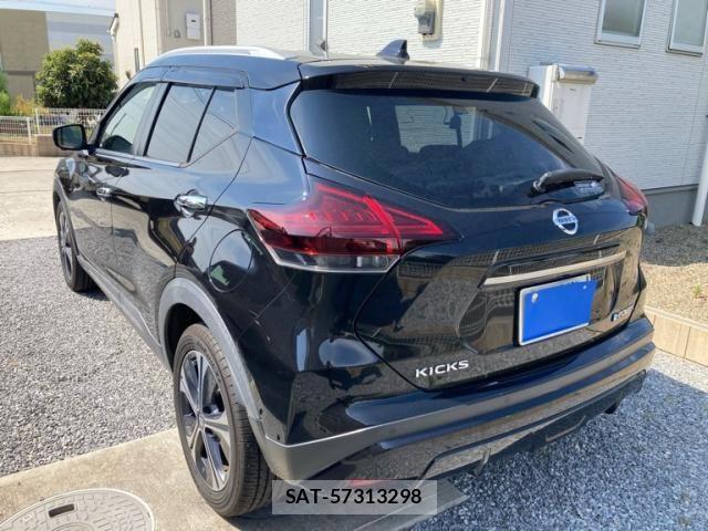 Nissan KICKS 2021-02 8366534-2