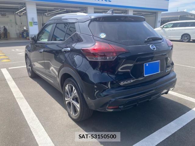 Nissan KICKS 2022-02 8413067-3
