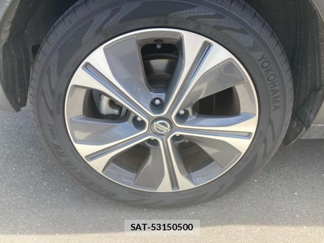 Nissan KICKS 2022-02 8413067-6