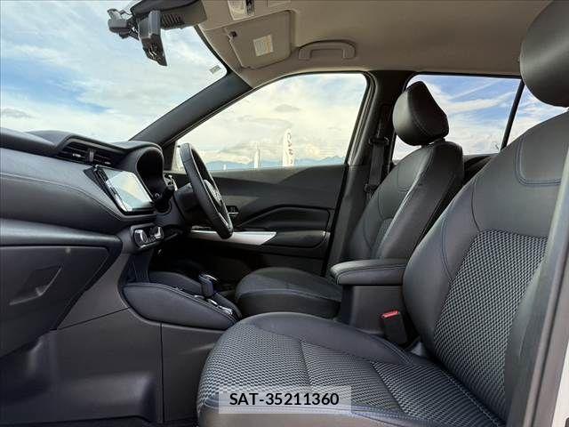 Nissan KICKS 2020-11 8457746-16