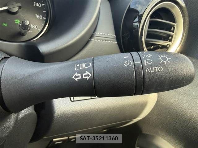 Nissan KICKS 2020-11 8457746-25