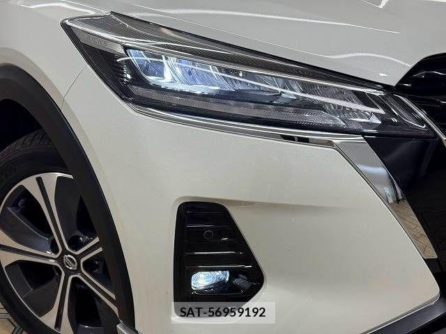Nissan KICKS 2023-03 8485564-18