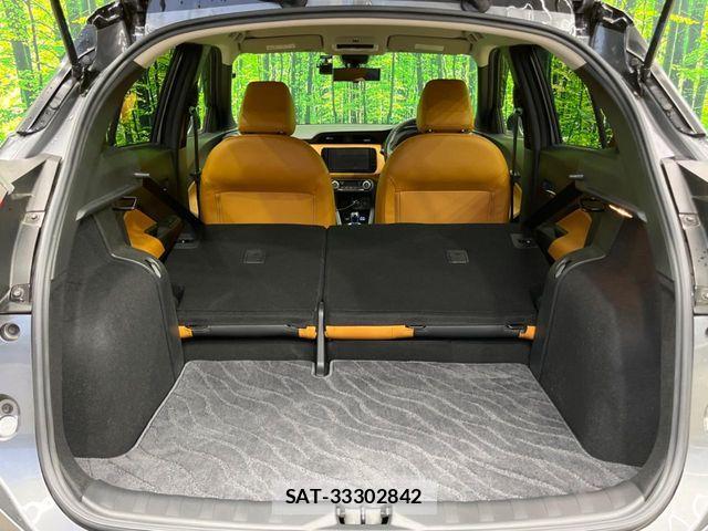 Nissan KICKS 2020-12 8525404-9