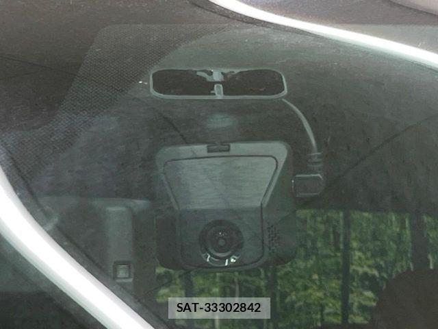 Nissan KICKS 2020-12 8525404-6