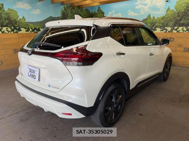 Nissan KICKS 2024-06 8525403-16