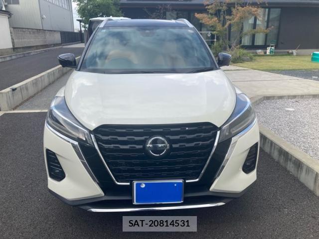 Nissan KICKS 2021-11 8562305-0