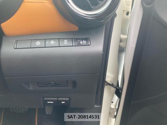 Nissan KICKS 2021-11 8562305-12
