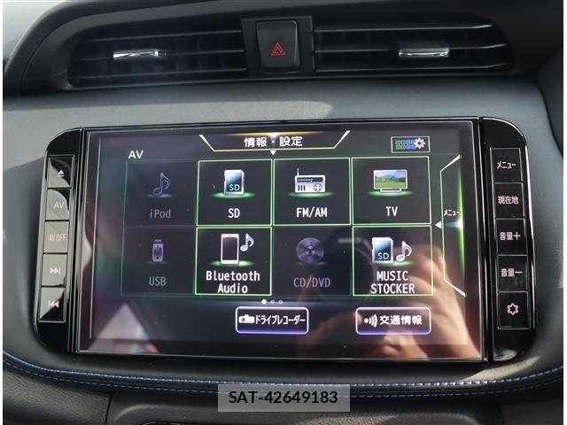 Nissan KICKS 2022-09 8659715-9