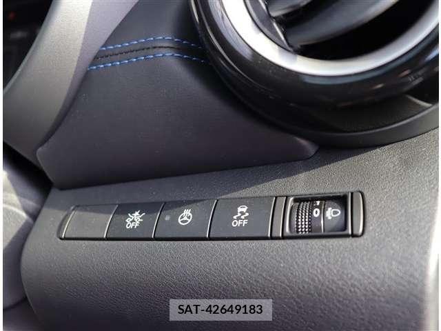 Nissan KICKS 2022-09 8659715-20