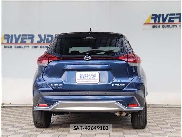 Nissan KICKS 2022-09 8659715-26