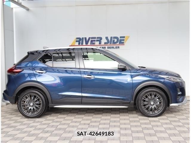 Nissan KICKS 2022-09 8659715-3