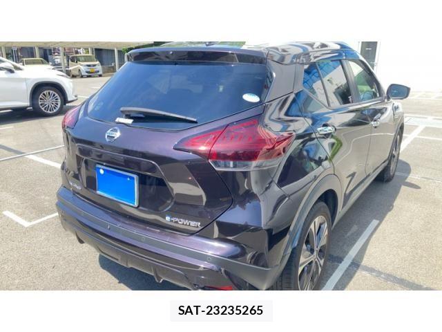Nissan KICKS 2022-02 8659725-7