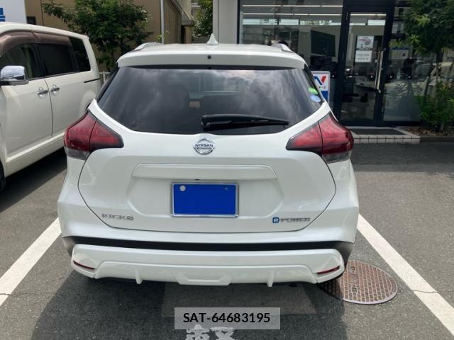Nissan KICKS 2020-06 8659724-4