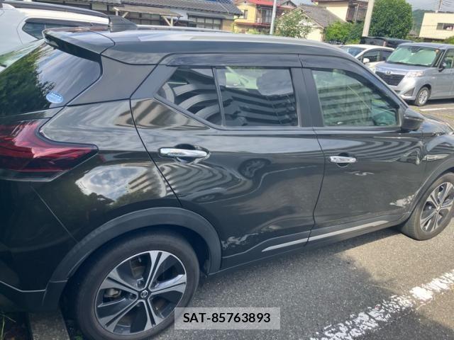 Nissan KICKS 2022-01 8659726-7