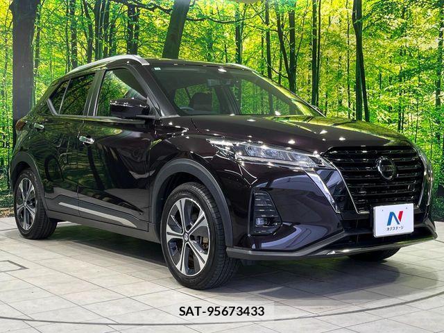 Nissan KICKS 2023-11 8666333-15