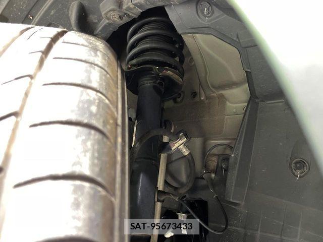 Nissan KICKS 2023-11 8666333-19