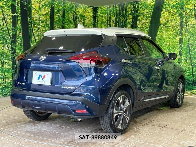 Nissan KICKS 2023-10 8685784-16