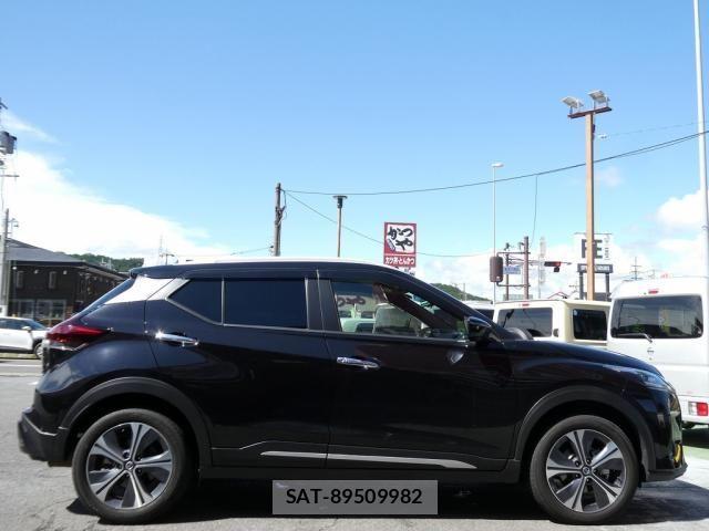 Nissan KICKS 2023-01 8743072-6