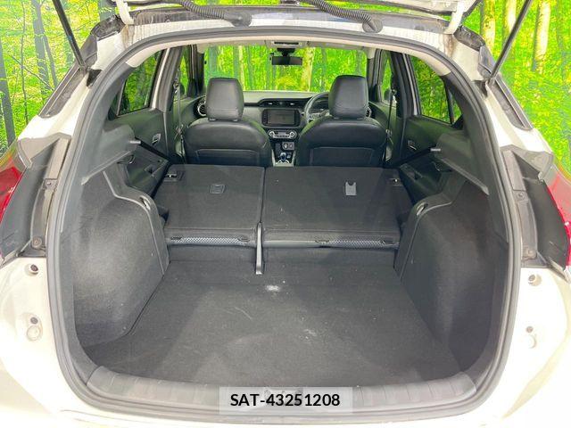 Nissan KICKS 2021-12 8796336-9