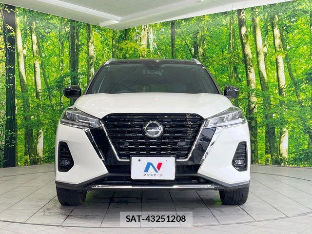 Nissan KICKS 2021-12 8796336-13