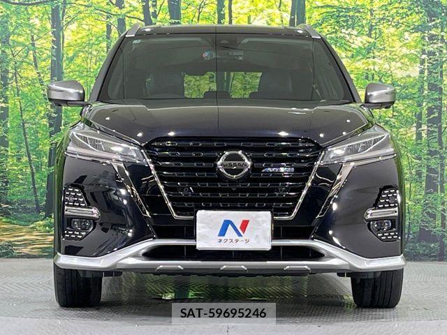 Nissan KICKS 2021-04 8796335-13