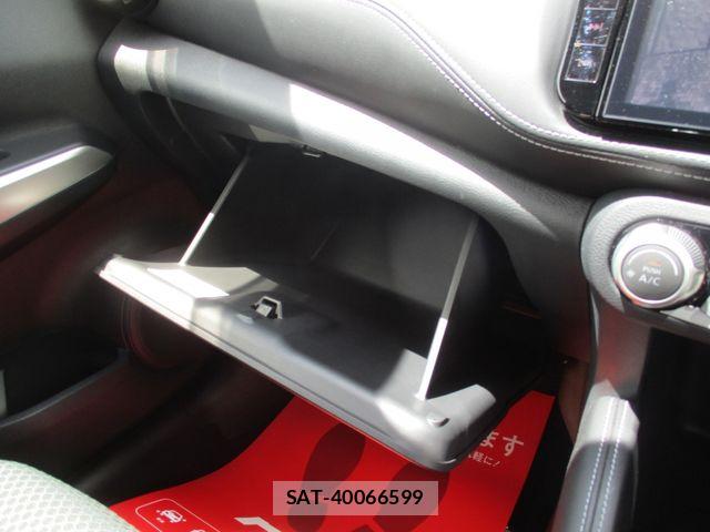 Nissan KICKS 2020-10 8796334-18