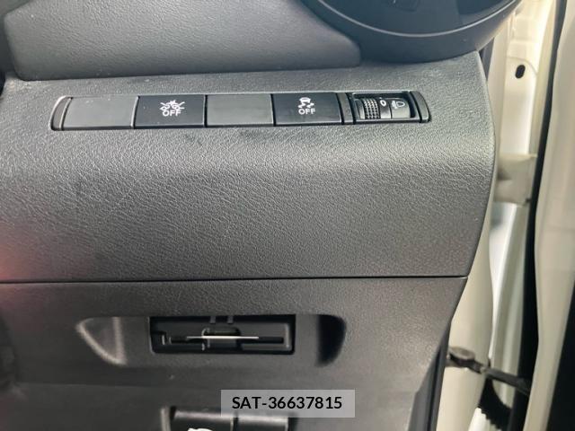 Nissan KICKS 2020-10 8829721-13