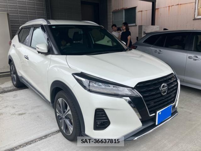 Nissan KICKS 2020-10 8829721-1