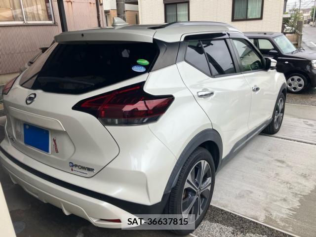 Nissan KICKS 2020-10 8829721-3
