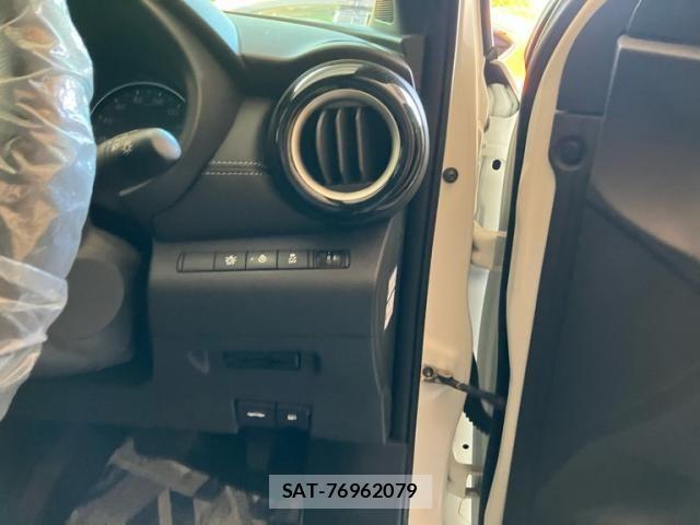 Nissan KICKS 2023-07 8829713-10
