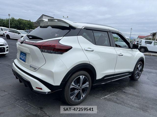 Nissan KICKS 2026-01 8829714-3