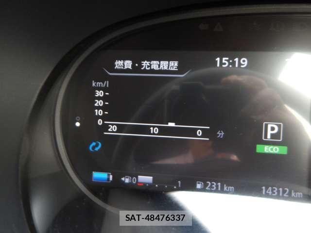 Nissan KICKS 2025-09 8849476-17