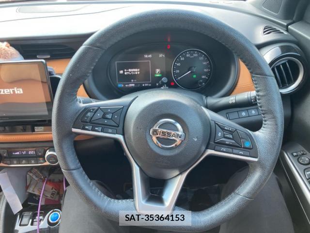 Nissan KICKS 2021-01 8849481-14